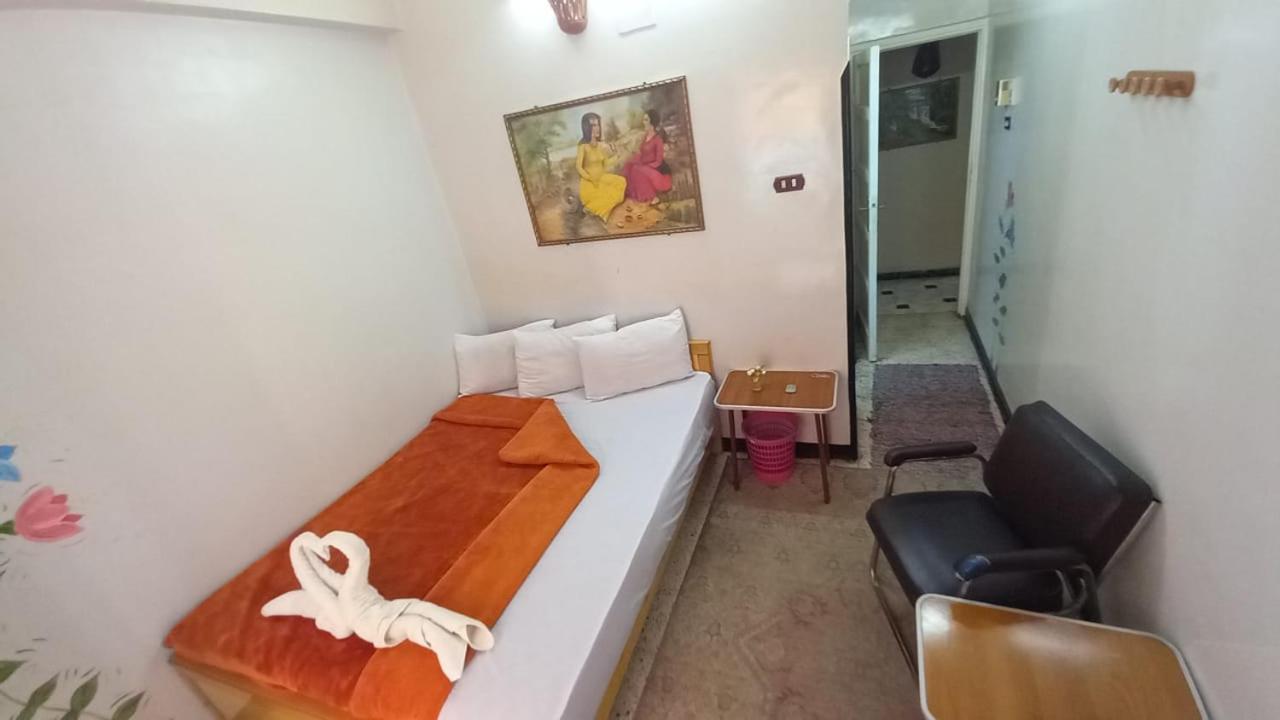 Hostel Happy Land Luxor Exterior foto